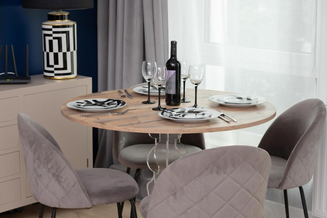 Stylish Atol Apartment With Free Parking In The Heart Of Gdansk By Noclegi Renters 外观 照片